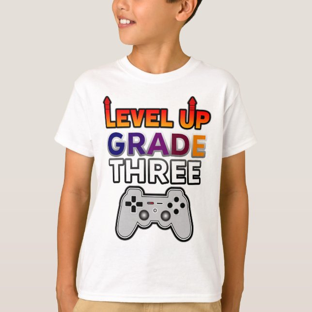 Zurück zur dritten Stufe der Schule T-Shirt (Vorderseite)
