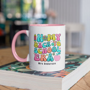 Zurück zur farbenfrohen Retro-Lehrerin Tasse