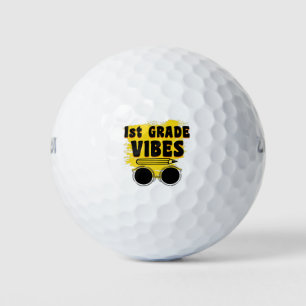 Zurück zur Schule 1. Klasse Vibes Shirt Erster Tag Golfball