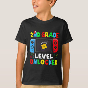 Zurück zur Schule 2. Klasse freigeschalteter Gamer T-Shirt