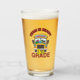 Zurück zur Schule, fertig bis zur dritten Klasse Glas