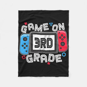 Zurück zur Schule Game On 3. Klasse Spaß Gamer Kin Fleecedecke