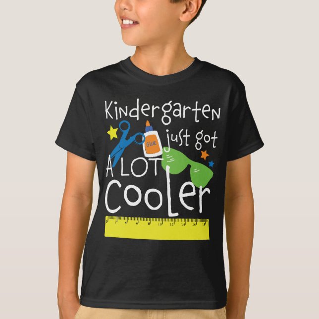 Zurück zur Schule Kindergarten gerade viel Cooler  T-Shirt (Vorderseite)