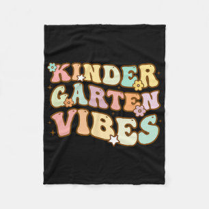 Zurück zur Schule Kindergarten Vibes Retro Lehrer  Fleecedecke