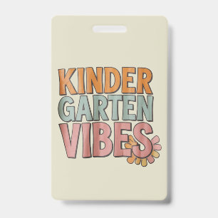 Zurück zur Schule Kindergarten vor dem ersten Schu Ausweis