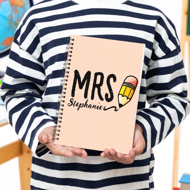 Zurück zur Schule Niedlich rosa Stift Lehrer Kinde Notizbuch (Von Creator hochgeladen)