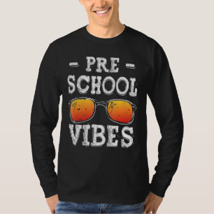 Zurück zur Vorschule Vibes Erster Tag Lehrer T-Shirt