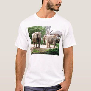 Zwei afrikanische Elefanten T-Shirt