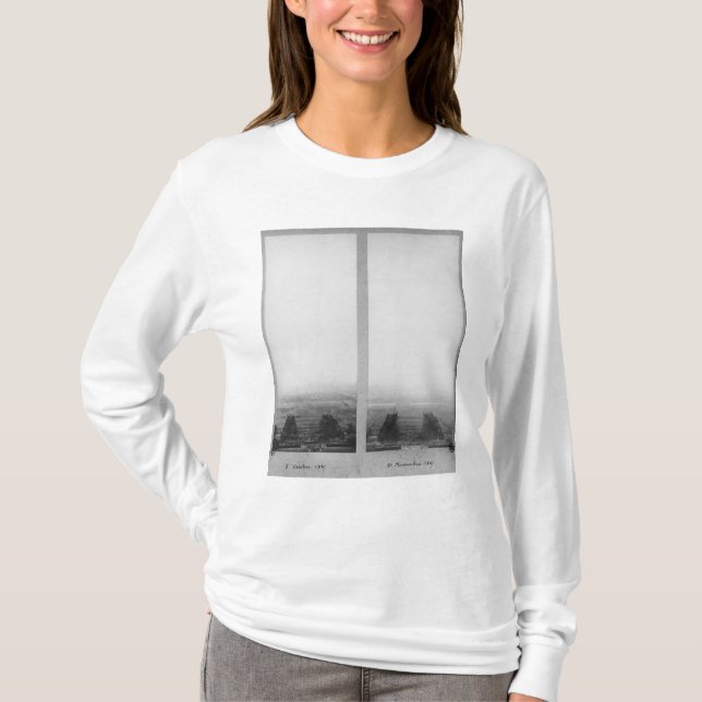 Zwei Ansichten des Baus des Eiffels T-Shirt (Vorderseite)