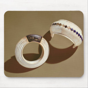 Zwei Armbänder, vom Grab von Tutankhamun Mousepad