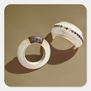 Zwei Armbänder, vom Grab von Tutankhamun Quadratischer Aufkleber