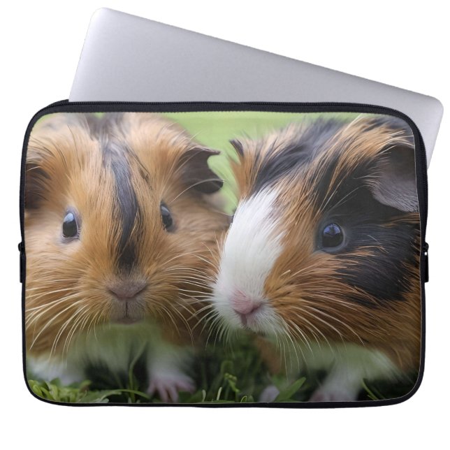 Zwei Baby Tortoiseshell Guinea Schweine, Laptopschutzhülle (Vorderseite)