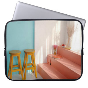 Zwei Bar aus gelbem Holz Laptopschutzhülle