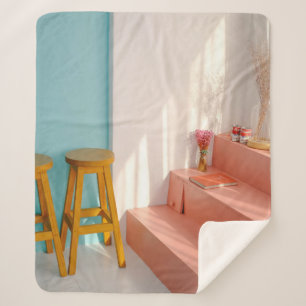 Zwei Bar aus gelbem Holz Sherpadecke