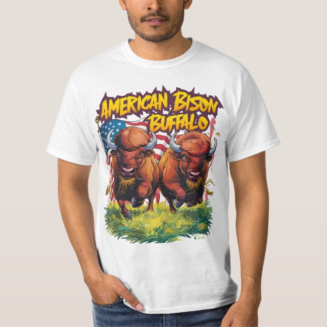 Zwei Bison Stehend vor amerikanischer Flagge T-Shirt (Vorderseite)