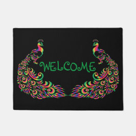 Zwei bunte Pfaus schaffen ein Willkommen Fußmatte