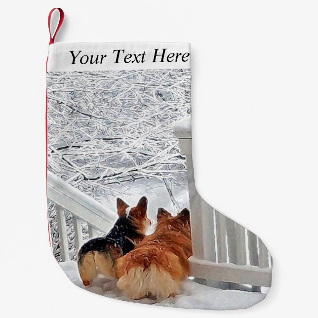 Zwei Corgis im Schnee Kleiner Weihnachtsstrumpf (Vorderseite)
