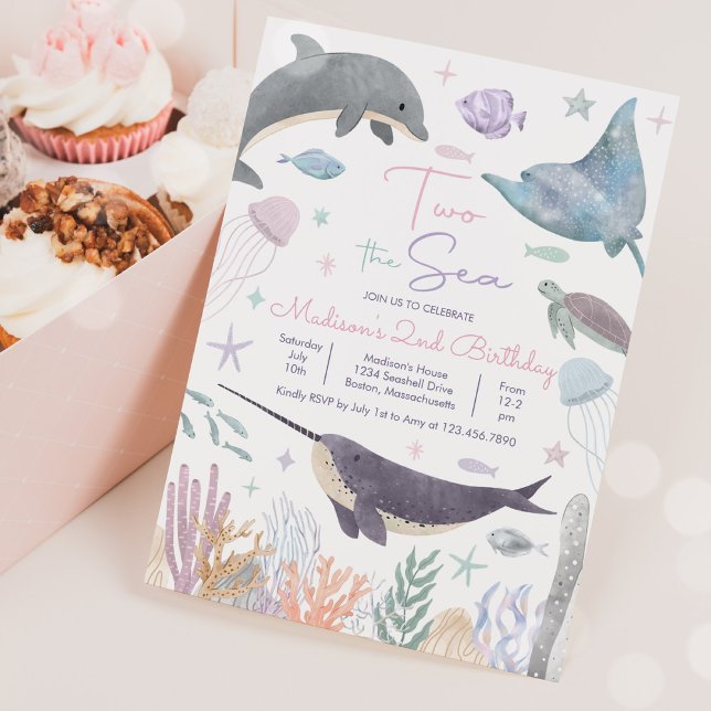 Zwei der Sea Dolphin Narwhal Sea Life 2. Geburtsta Einladung (Von Creator hochgeladen)