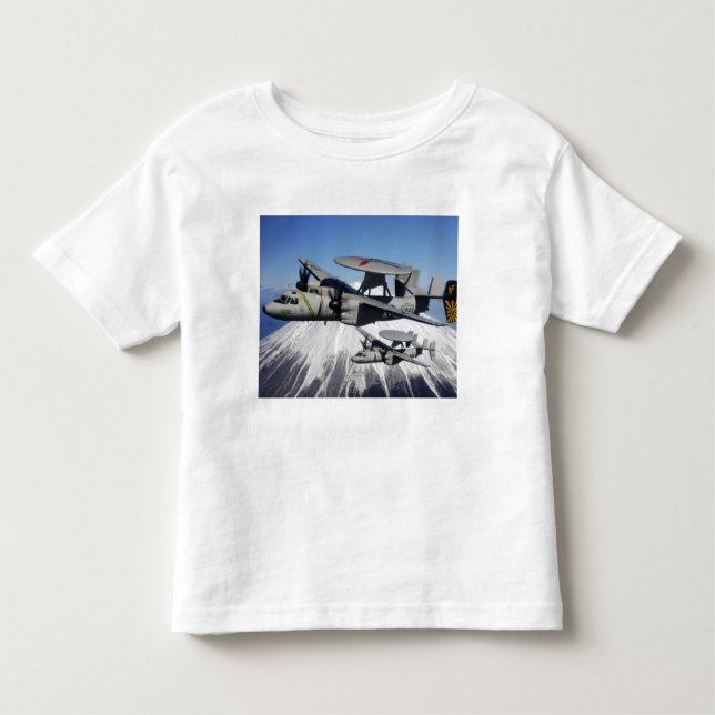 Zwei E-2C-Hawkeyys führen einen Flyby Kleinkind T-shirt (Vorderseite)