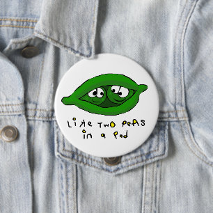Zwei Erbsen in einem Pod-Abzeichen Button