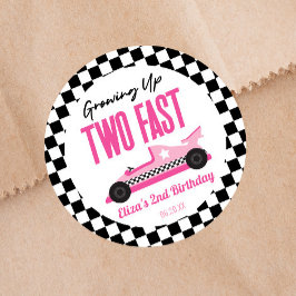 Zwei Fast Pink Race Car 2. Geburtstag Party Runder Aufkleber