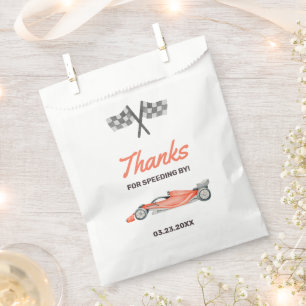 Zwei Fast Race Car 2. Geburtstagsparty Geschenktütchen