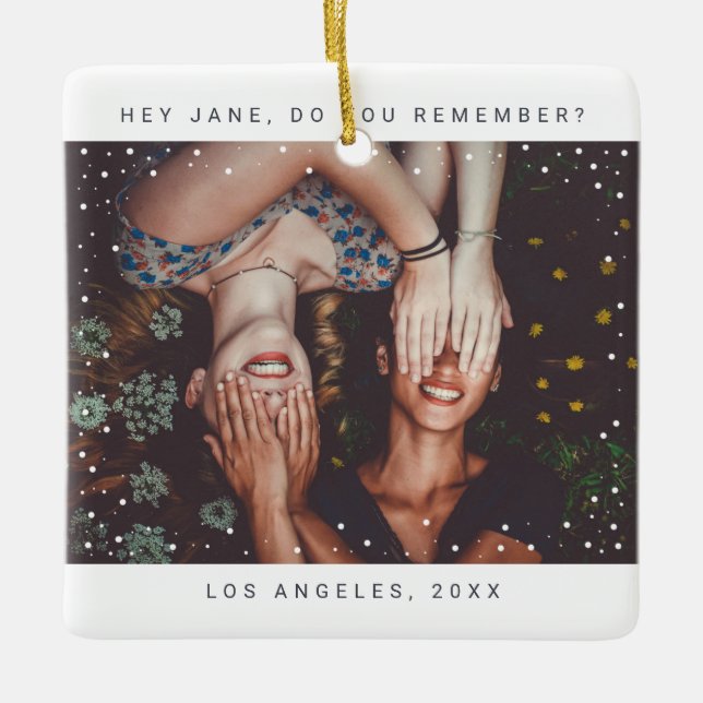 Zwei Foto Friends Minimalistisch Holiday Keepake Keramikornament (Vorderseite)