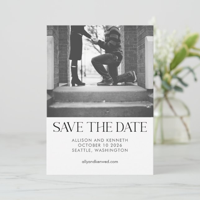 Zwei Foto Schwarz-weiß Elegante Chic Hochzeit Save The Date (Stehend Vorderseite)