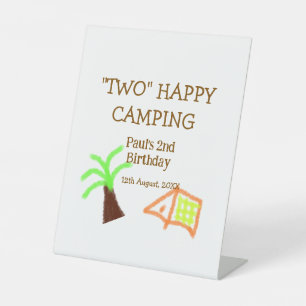 Zwei fröhliche Camping-Kinder zum 2. Geburtstag Sockelschild