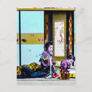 Zwei Geisha rauchen vor Bed Vintag Japan Postkarte