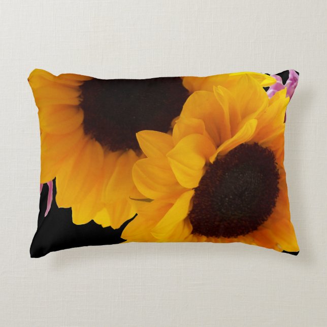 Zwei gelbe Sonnenblumen Dekokissen (Vorderseite)