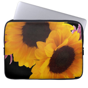 Zwei gelbe Sonnenblumen Laptopschutzhülle