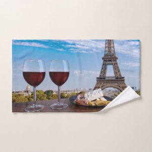 Zwei Gläser Wein im Café von Paris Handtuch