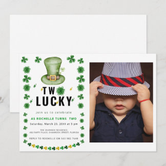 Zwei glückliche Kleeblatt Geburtstagsparty Einladu Einladung