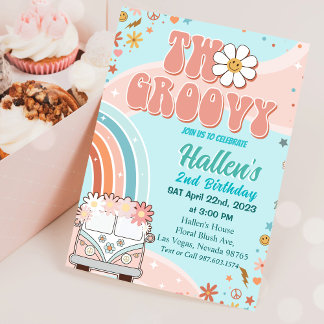 Zwei Groovy Retro Daisy Rainbow 2. Geburtstag Einladung