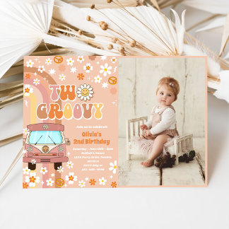 Zwei Groovy Retro Rainbow 2. Foto zum Geburtstag Einladung