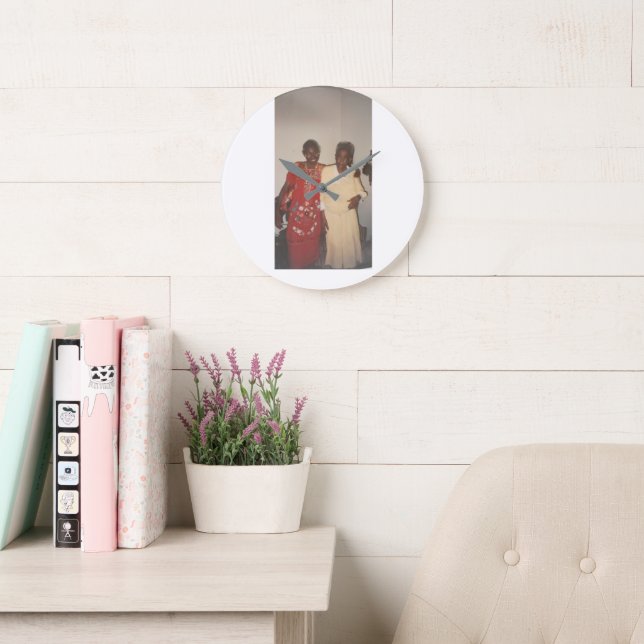 Zwei große Mütter schließen ab Wanduhr (Lesesaal)