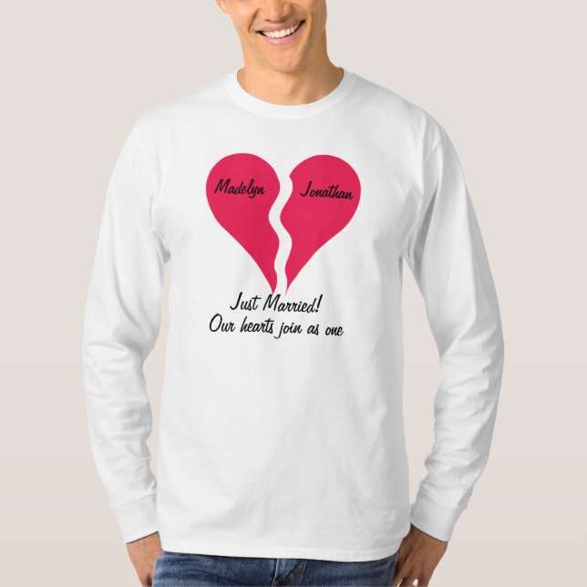 Zwei halbe Herzen schließen sich als eine allein v T-Shirt (Vorderseite)