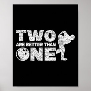 Zwei handhabte Bowler Funny Bowling Poster