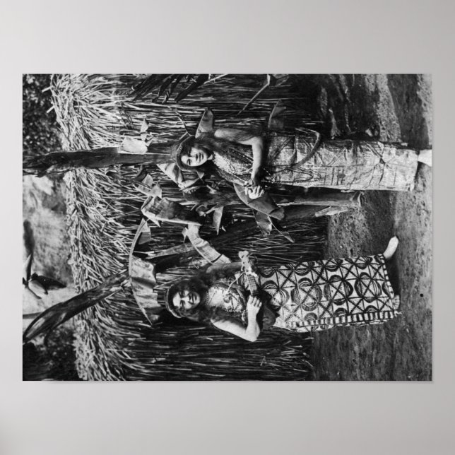 Zwei hawaiianische Frauen mit Ukalalees Fotografie Poster (Vorne)