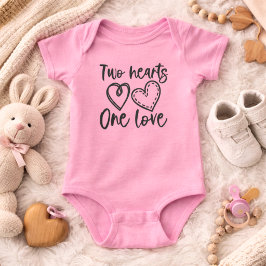 Zwei Herzen eine Liebe Baby Strampler