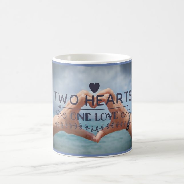 Zwei Herzen eine Liebe Kaffeetasse (Mittel)