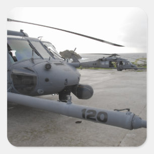 Zwei HH-60G pflastern Falken Quadratischer Aufkleber