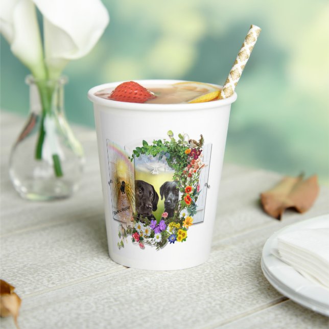 Zwei Hunde Papiertasse Pappbecher (In Situ)