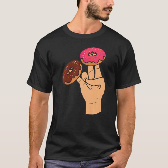 Zwei im rosa im stinkfarbenen Funny Shocker T-Shirt (Vorderseite)