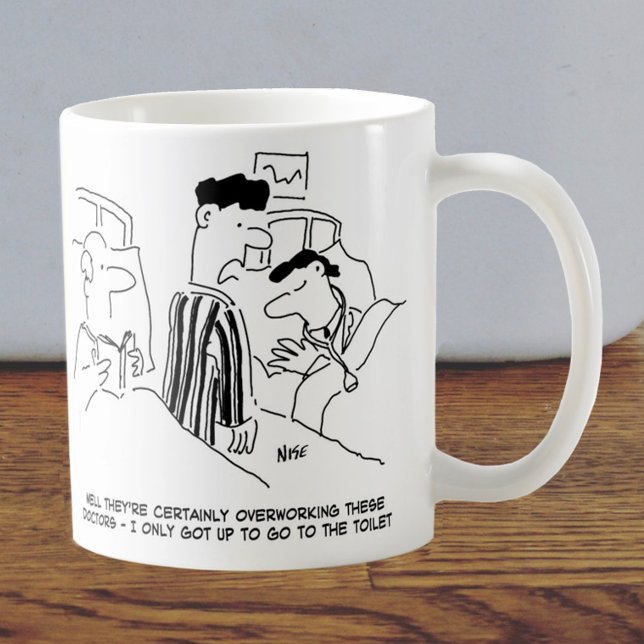 Zwei junge Ärzte Cartoon Kaffeetasse (Von Creator hochgeladen)