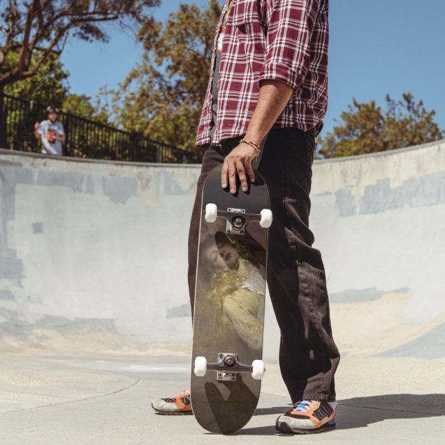Zwei junge Mädchen kehren Zuhause zurück Skateboard (Außenbereich 2)