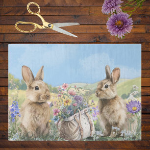 Zwei Kaninchen mit Wildblumen-Rucksack Ostern Seidenpapier