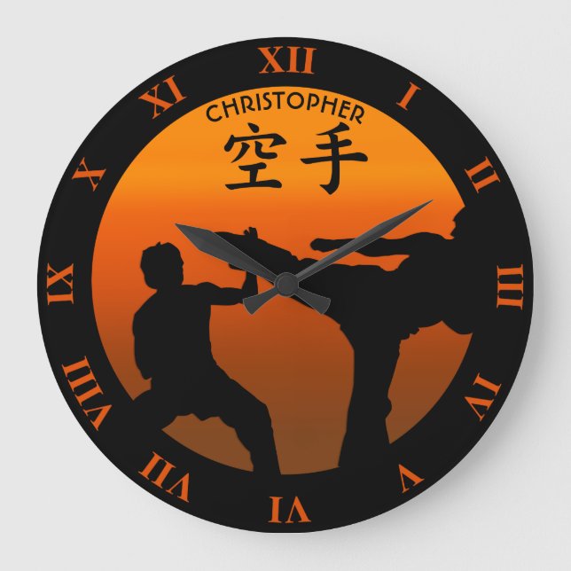 Zwei Karate-Kämpfer mit wachsender Sonne Große Wanduhr (Vorderseite)