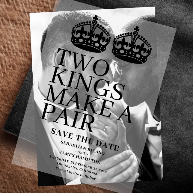 Zwei Könige machen eine Paarschwule Hochzeit rette (Two Kings Make A Pair Gay Wedding Save the Date Vellum Invitations by Ricaso. Photo overlays)